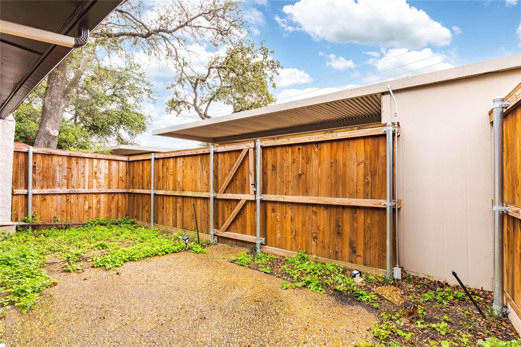 9142 Emberglow Lane Property Photo 18