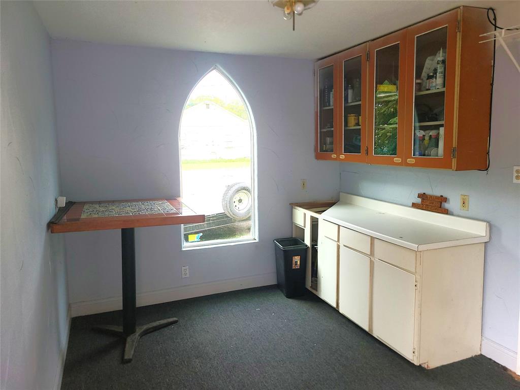 6804 Telephone Road Property Photo 12
