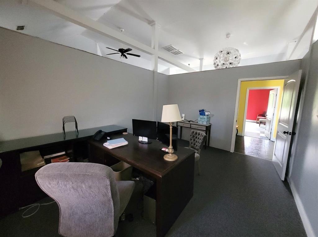 6804 Telephone Road Property Photo 23