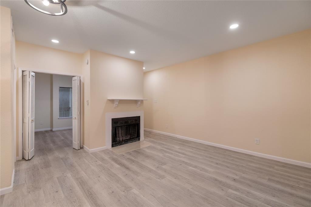 5550 Spring Valley Road H23 Property Photo 6
