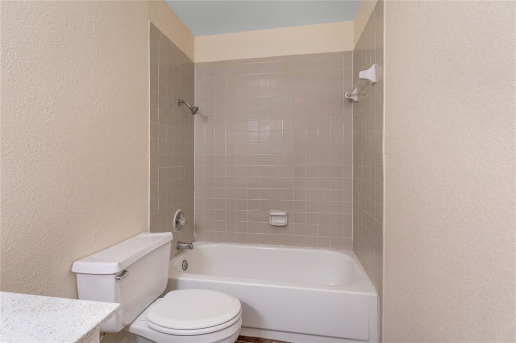 5550 Spring Valley Road H23 Property Photo 11