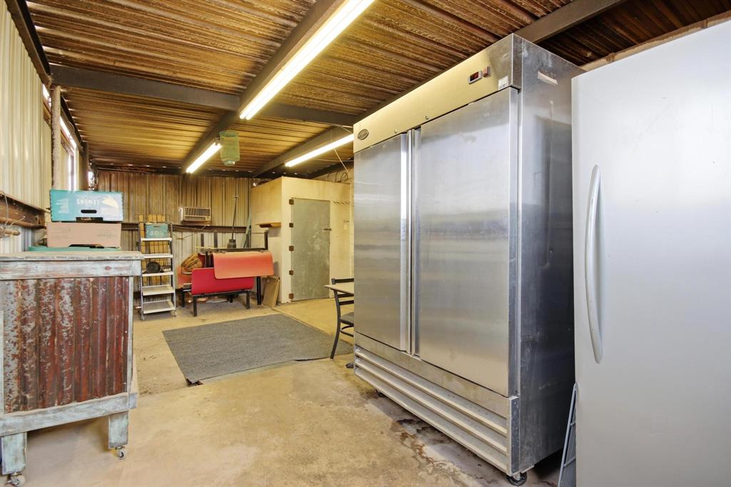 1801 Commercial Avenue Property Photo 14