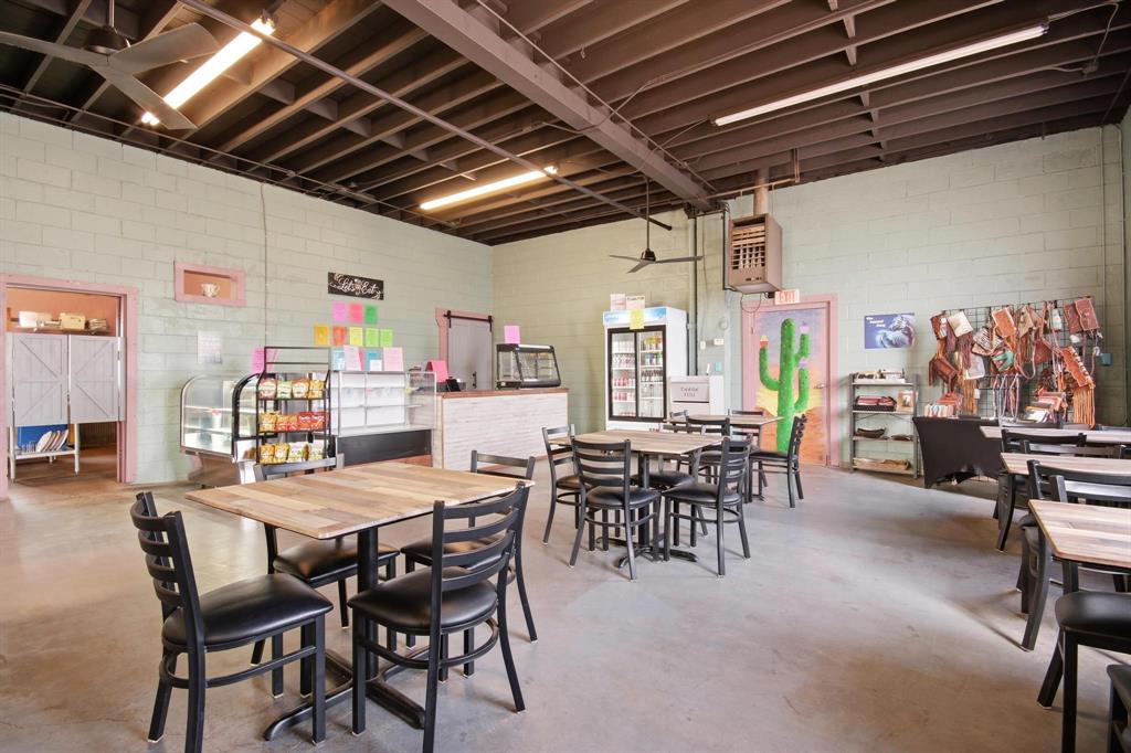 1801 Commercial Avenue Property Photo 23