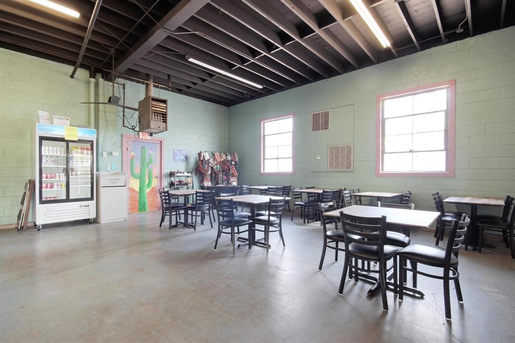 1801 Commercial Avenue Property Photo 24