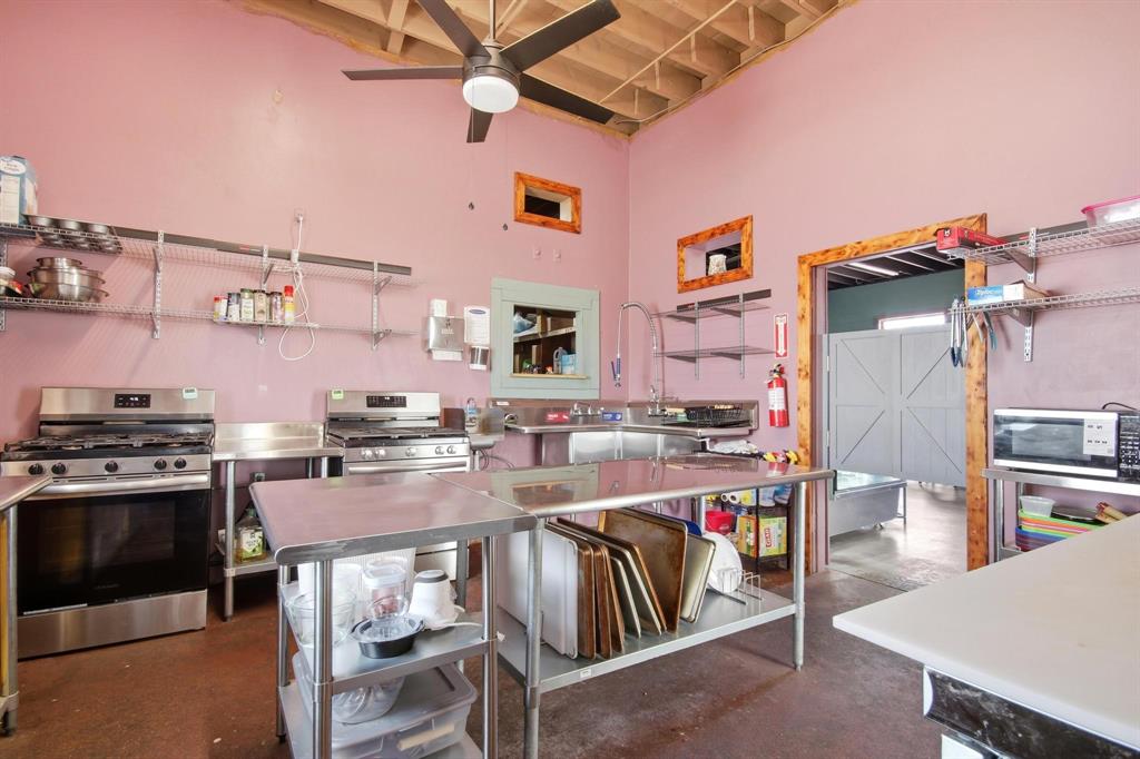 1801 Commercial Avenue Property Photo 29