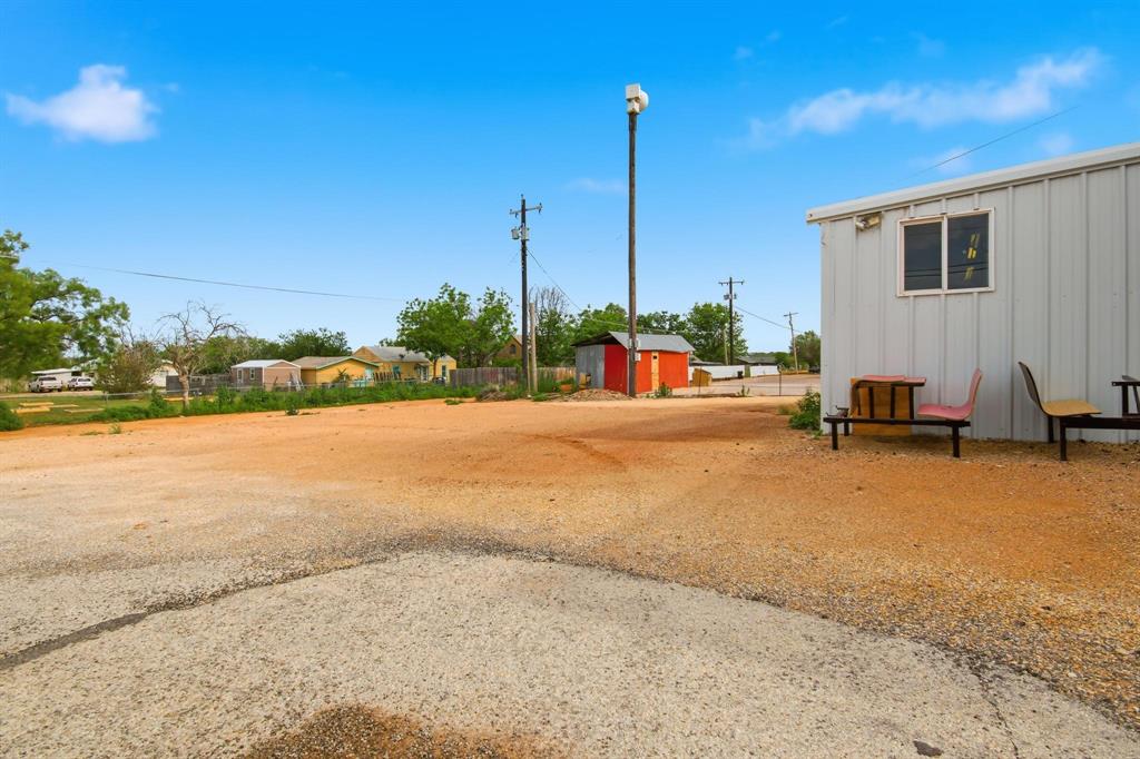 1801 Commercial Avenue Property Photo 35