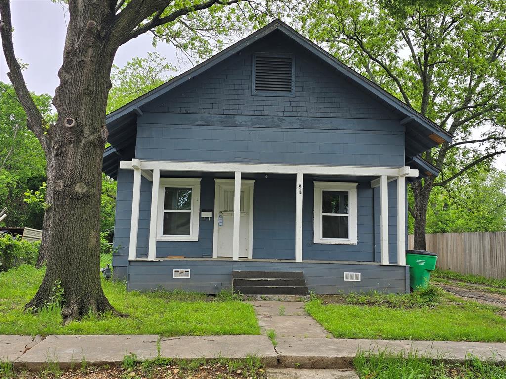 815 Moran Street Property Photo 1