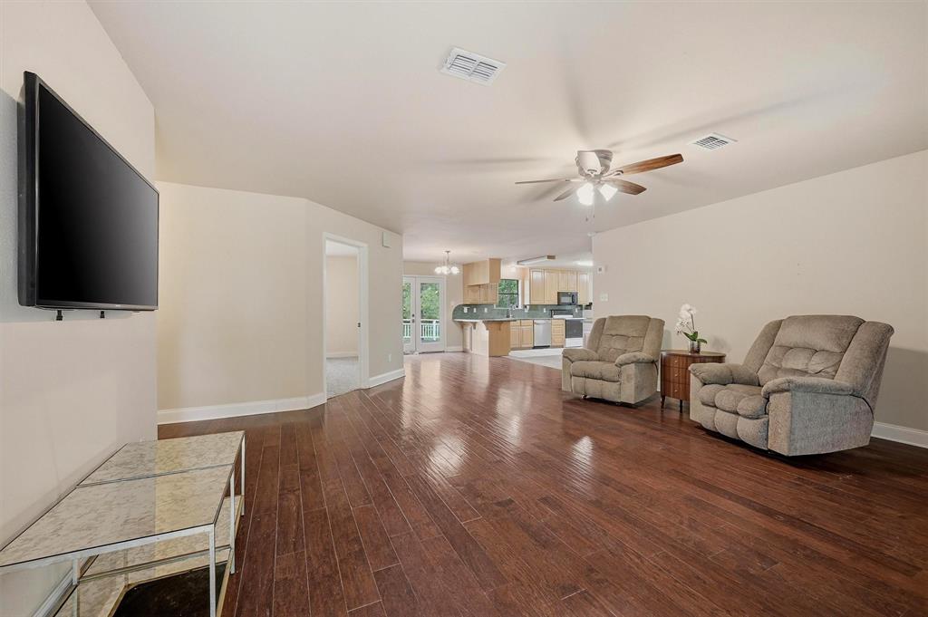4476 County Road 107 Property Photo 4