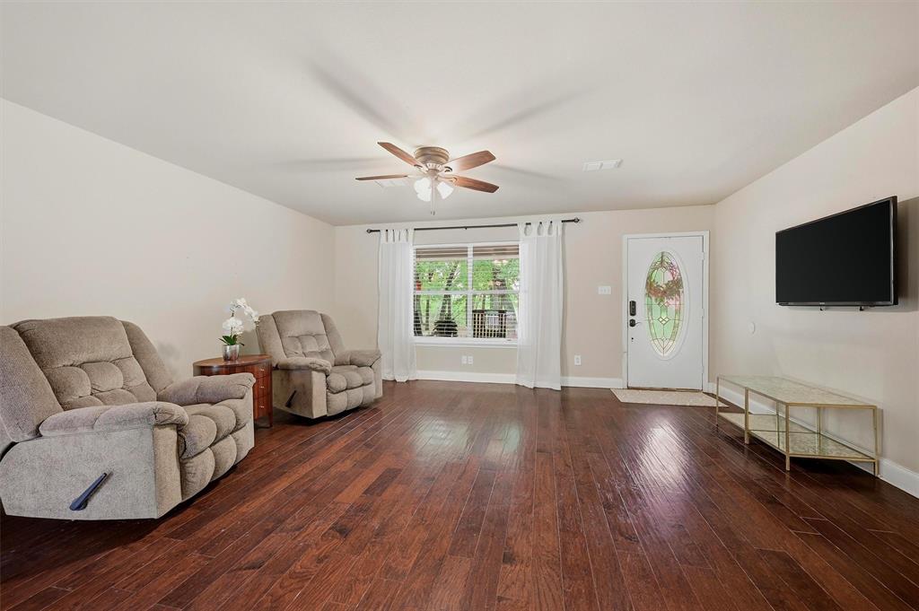 4476 County Road 107 Property Photo 5