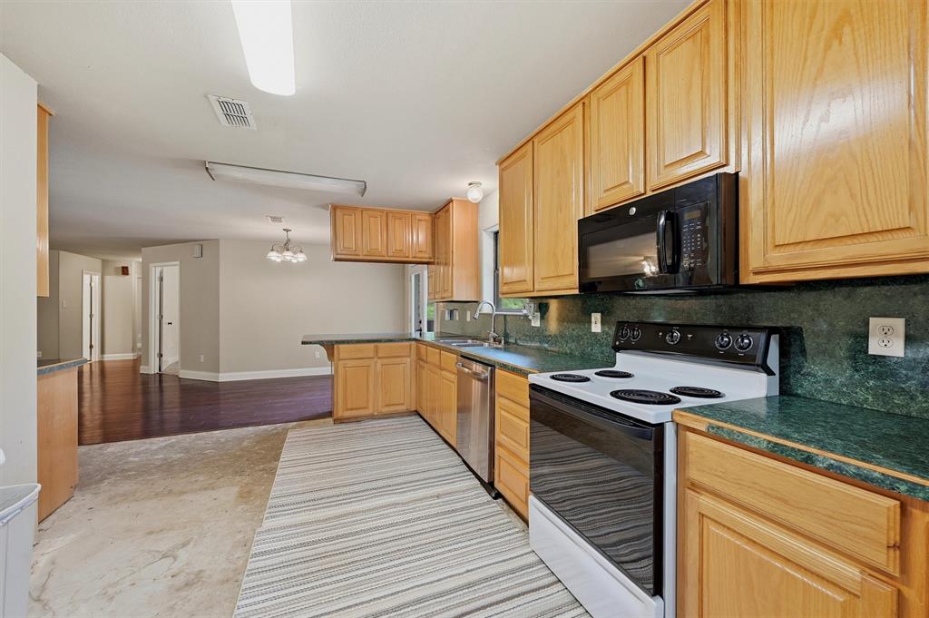 4476 County Road 107 Property Photo 10