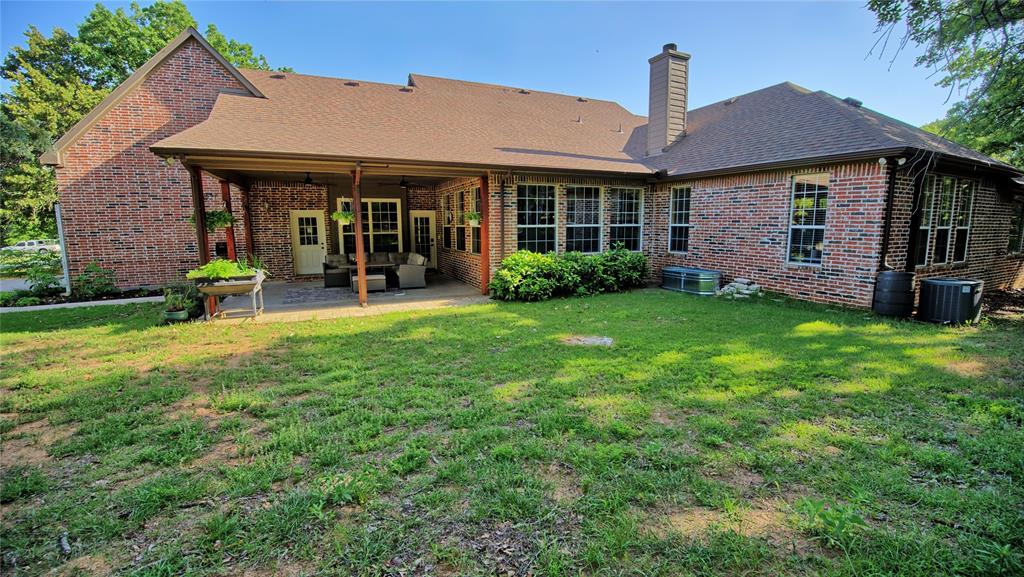 735 Sleepy Hollow Lane Property Photo 4