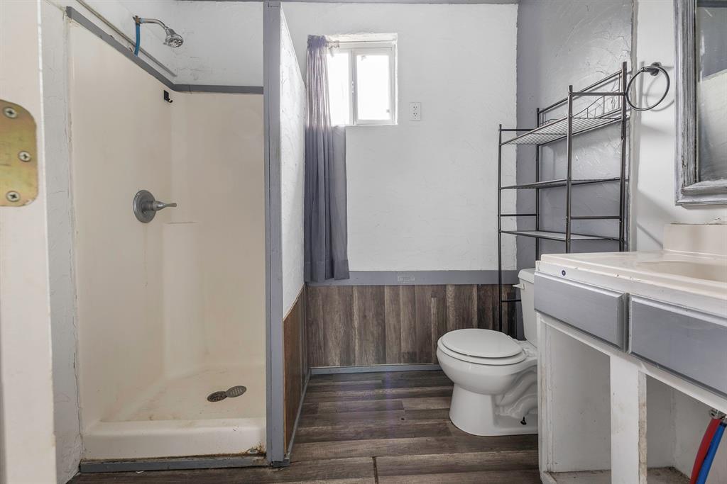 719 W Tarleton Street Property Photo 22