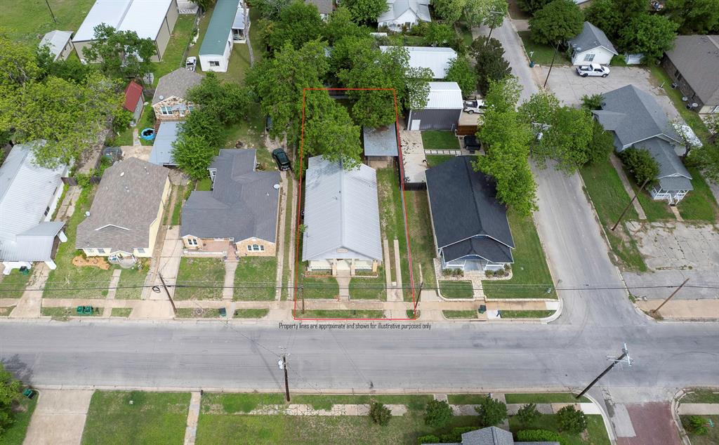 719 W Tarleton Street Property Photo 28