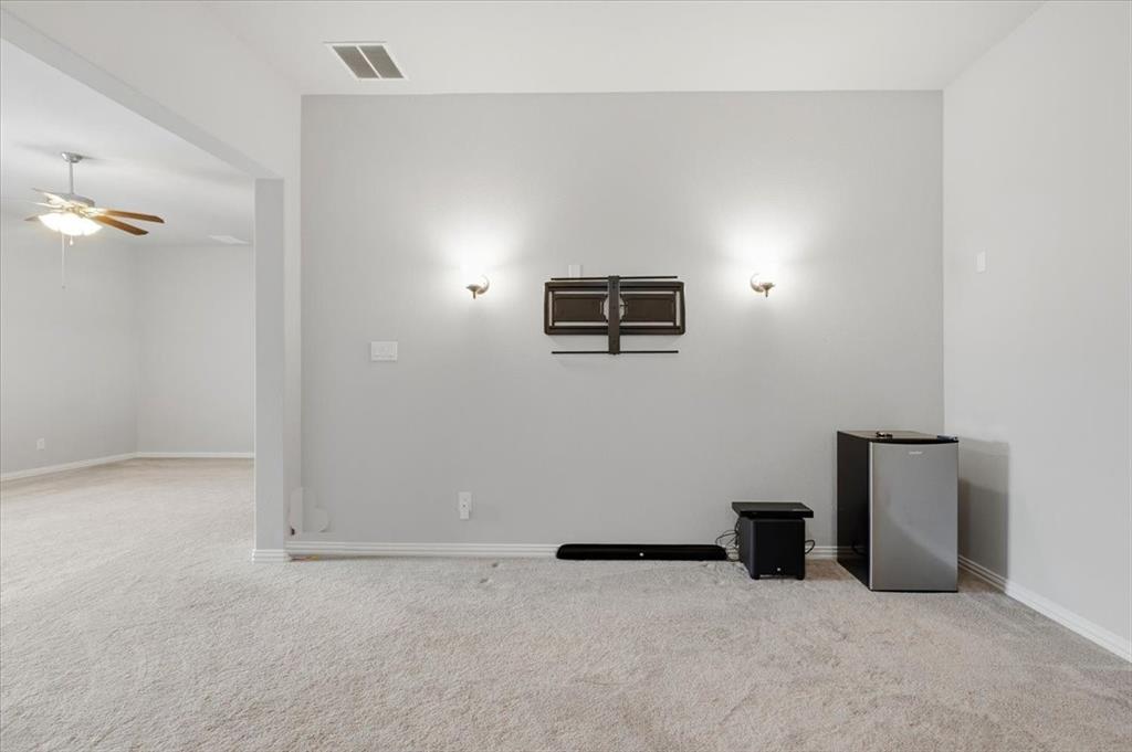 725 Rosewood Place Property Photo 30