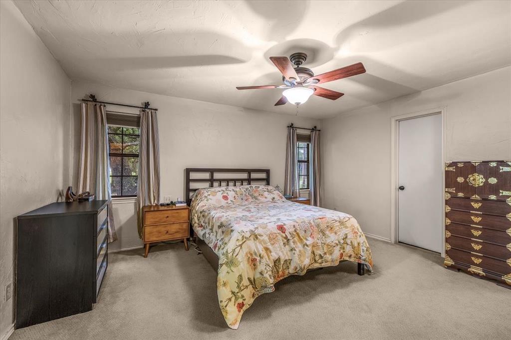 220 Annetta Property Photo 13