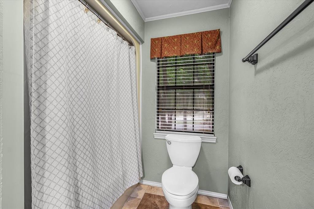 220 Annetta Property Photo 29