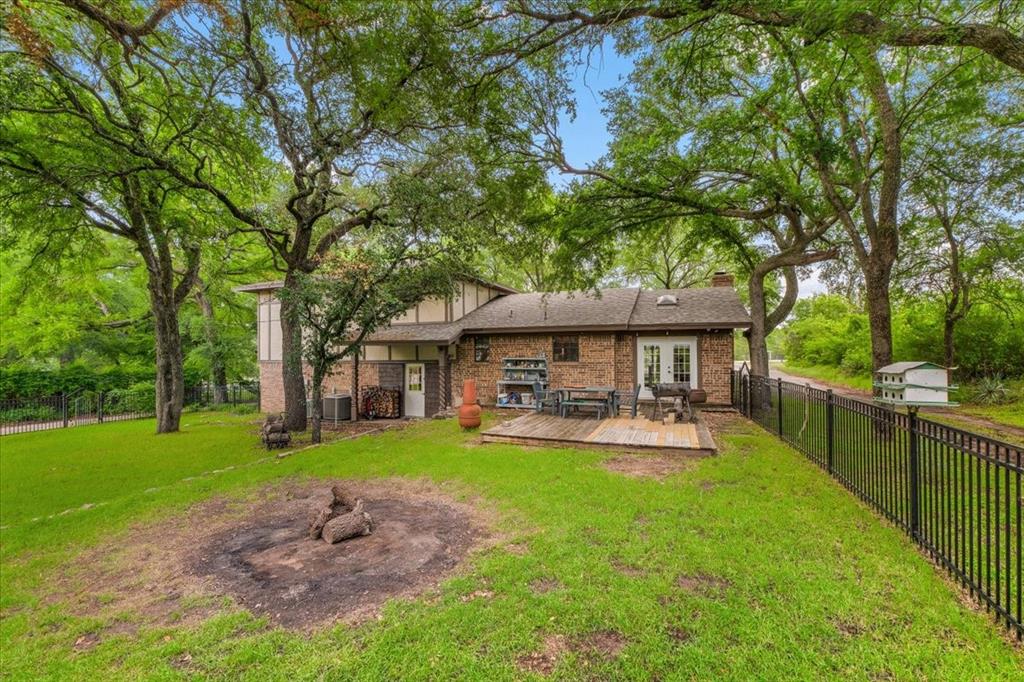 220 Annetta Property Photo 31
