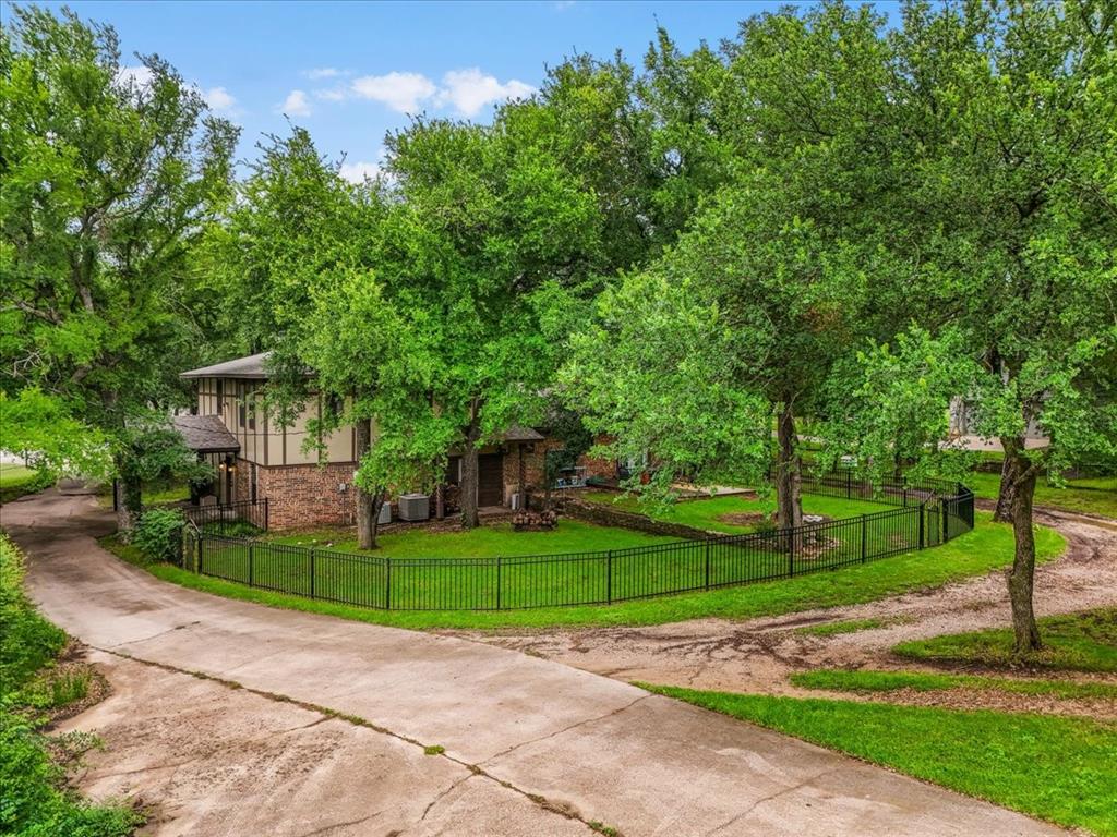 220 Annetta Property Photo 37