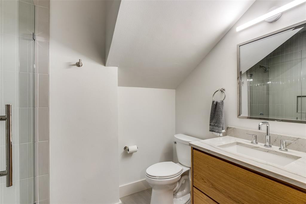 6331 Lakeshore Property Photo 33