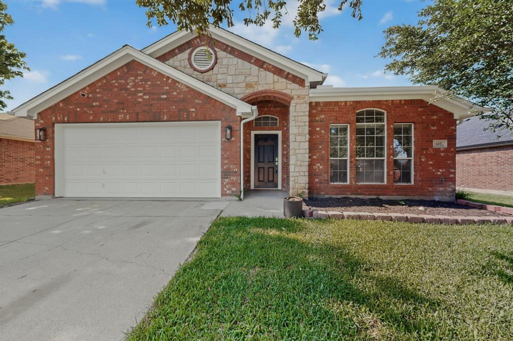 612 Mooney Drive Property Photo 1