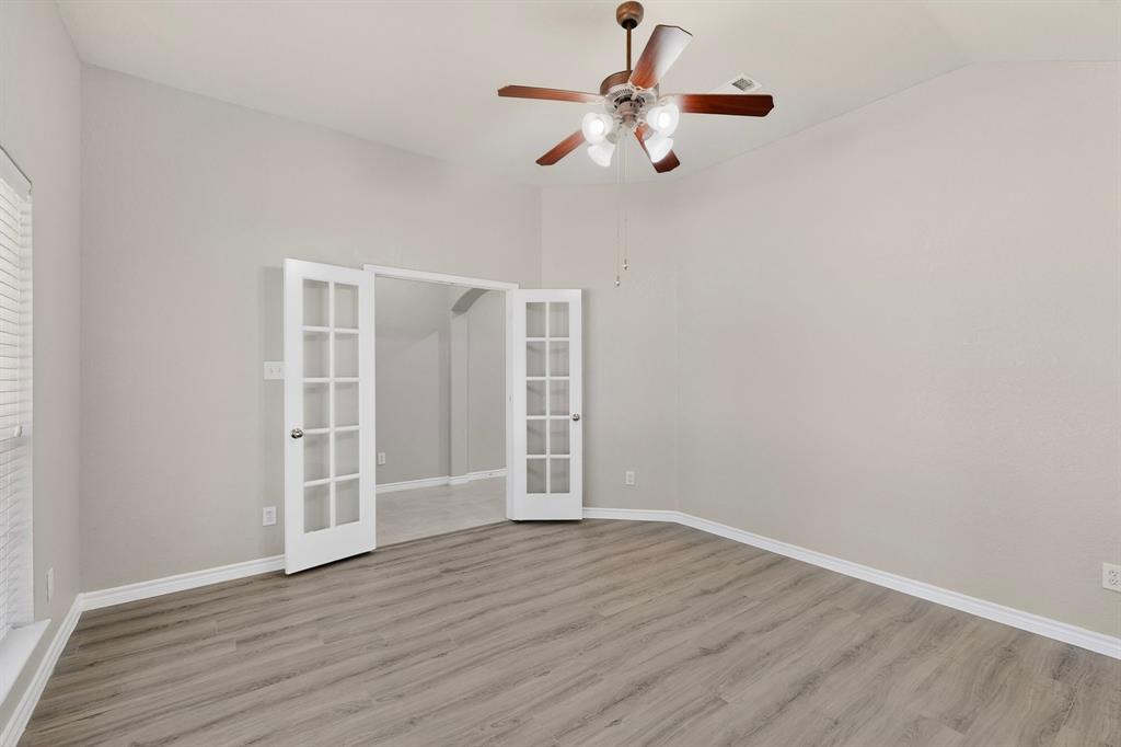 612 Mooney Drive Property Photo 9