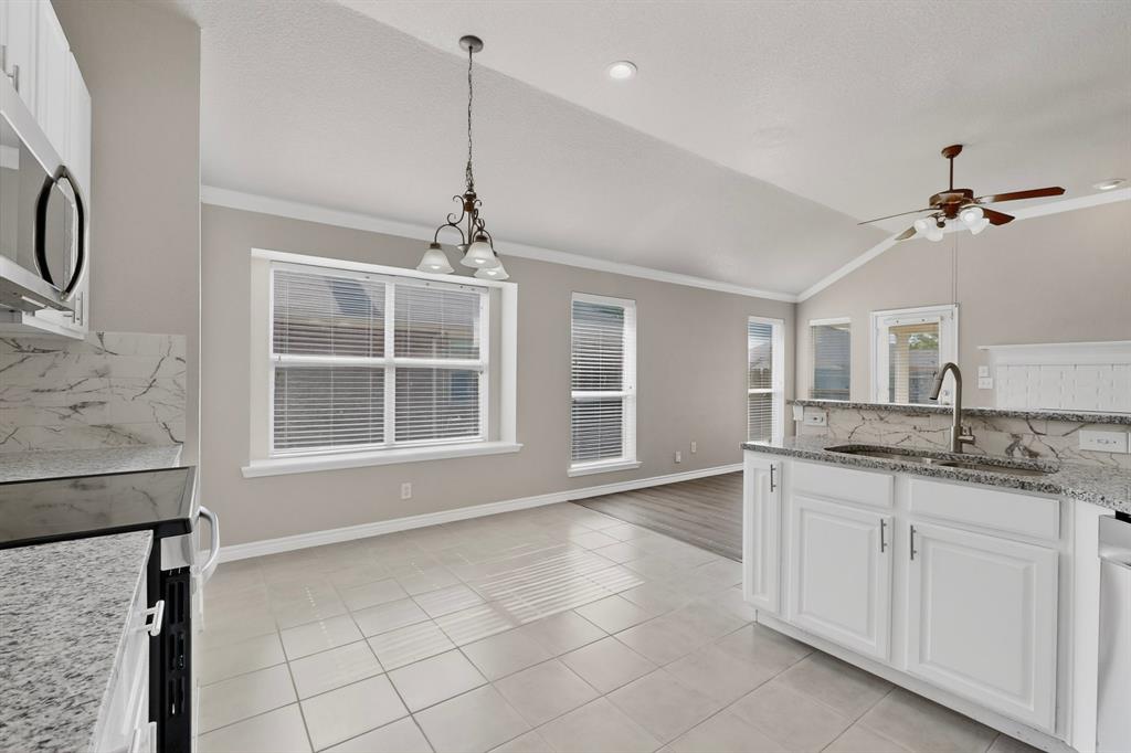612 Mooney Drive Property Photo 14