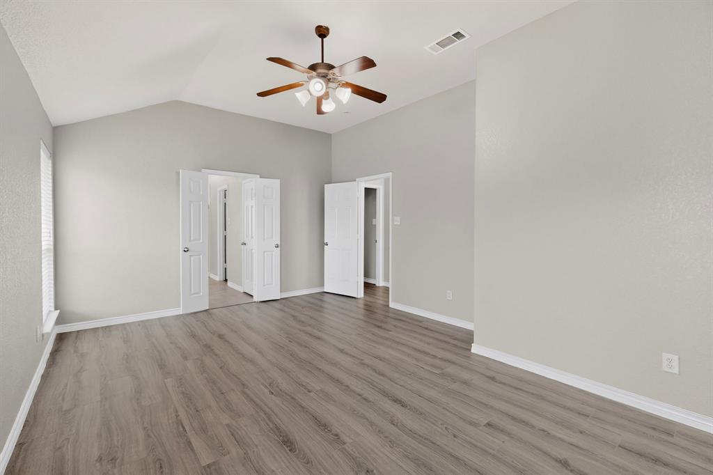 612 Mooney Drive Property Photo 23