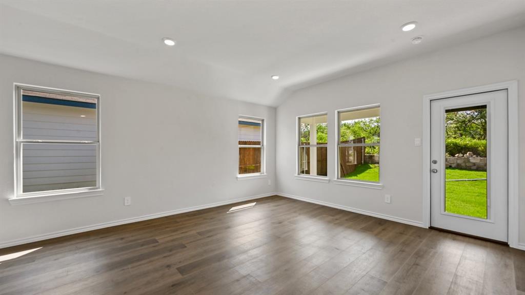 1643 Blaire Drive Property Photo 11