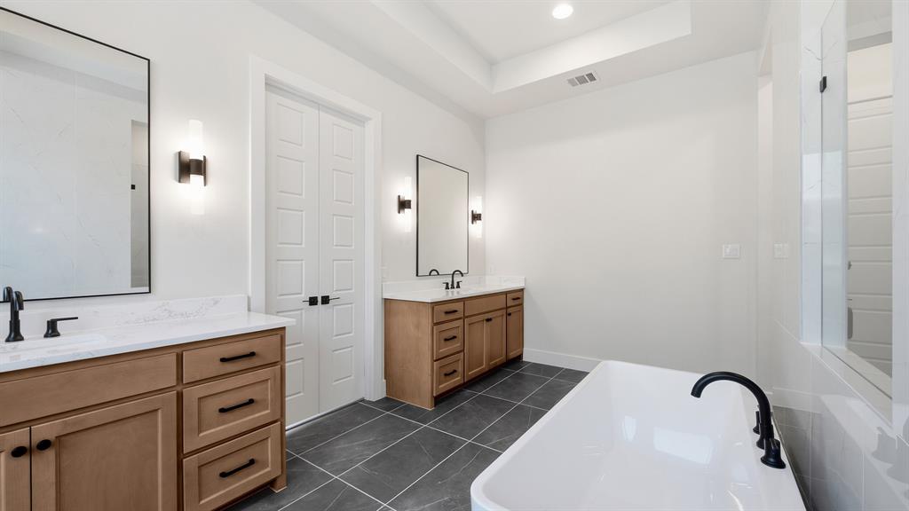 2505 Domingo Drive Property Photo 14