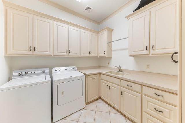 6907 Preston Glen Drive Property Photo 33