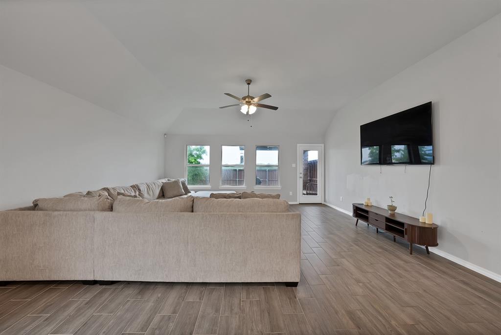 340 Freestall Drive Property Photo 15