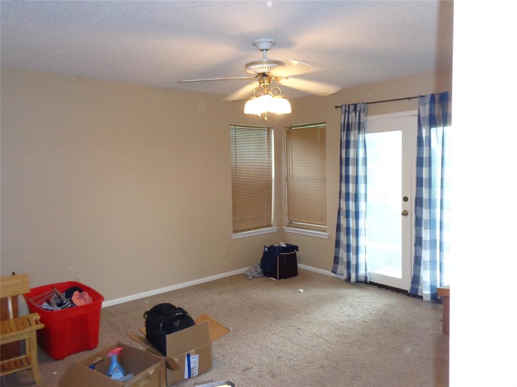 261 County Road 1766 Property Photo 12