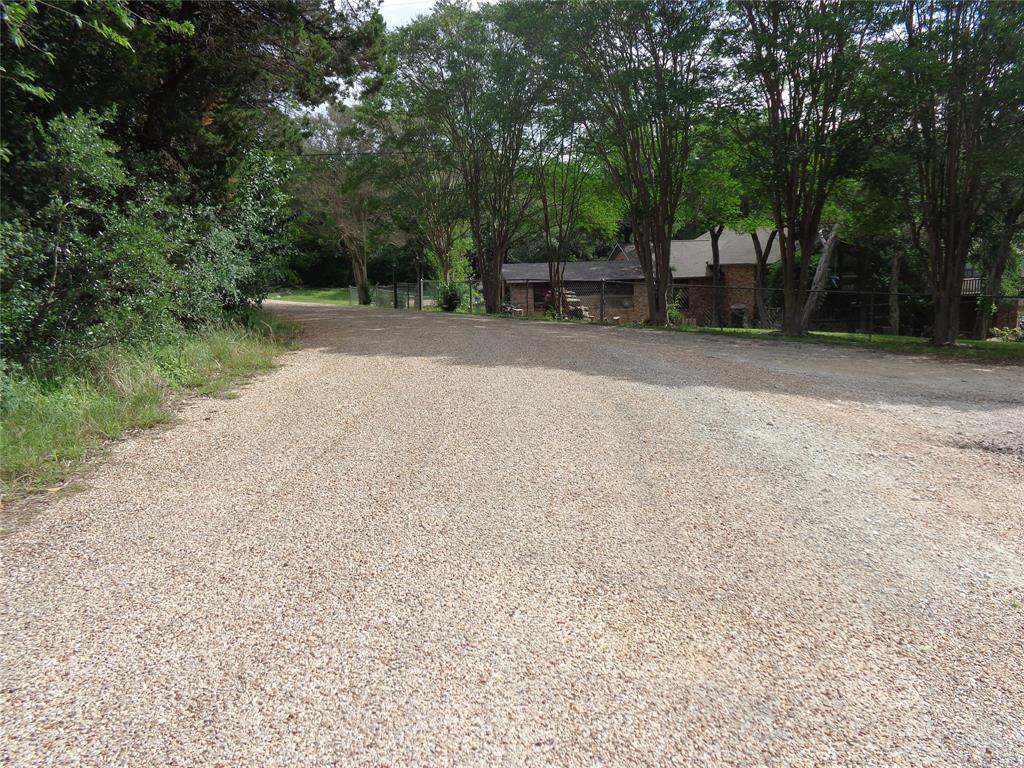 261 County Road 1766 Property Photo 20