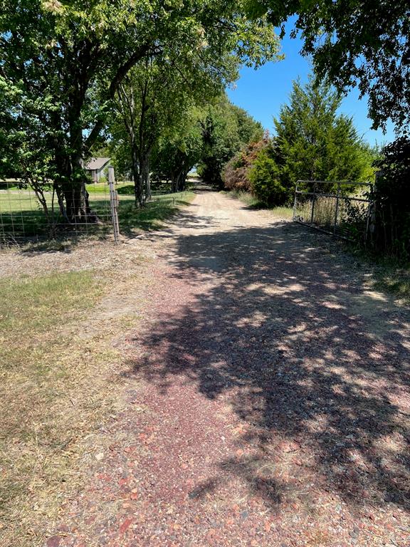 11654 Fm 2478 Property Photo 2