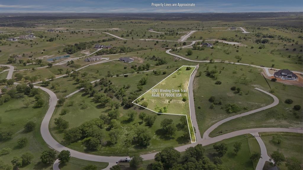 3061 Winding Creek Trail Property Photo 3