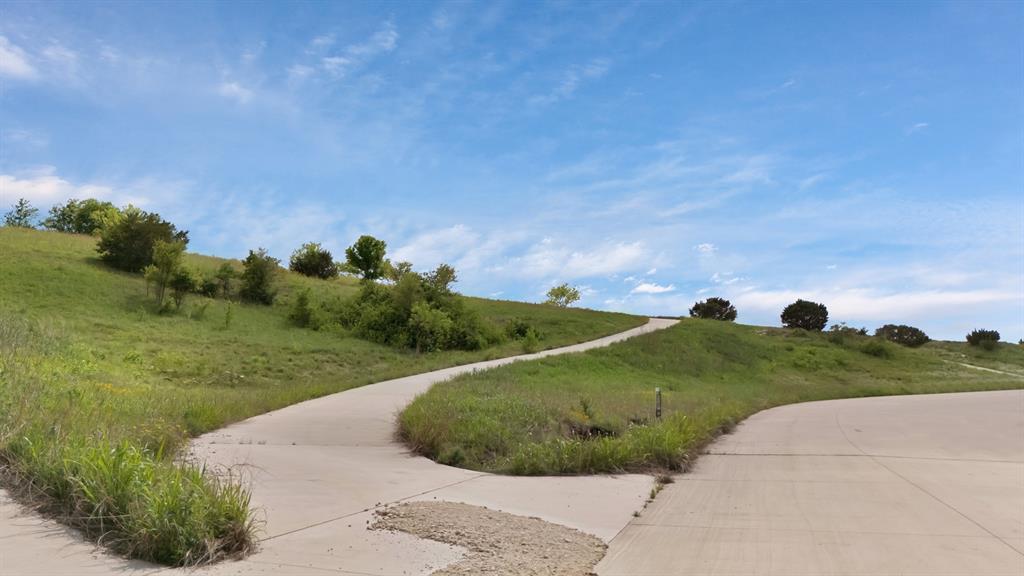 3061 Winding Creek Trail Property Photo 12
