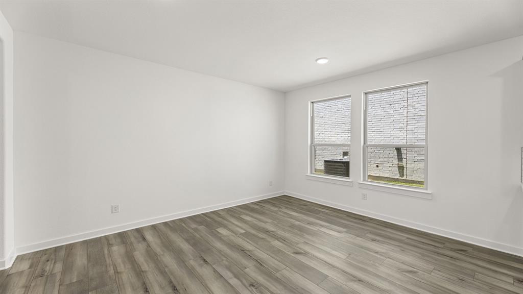 8736 Treeline Parkway Property Photo 10