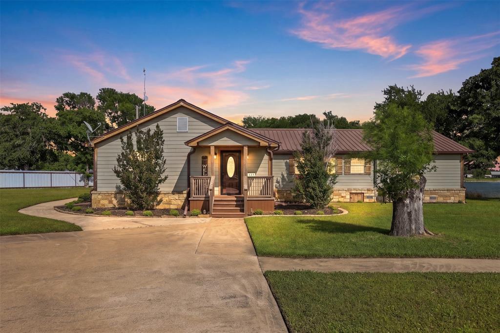 125 County Road 596 Property Photo 4