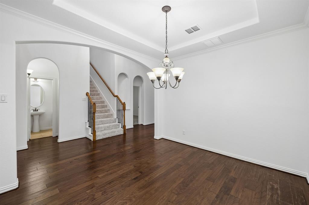 9519 Amberwoods Lane Property Photo 7