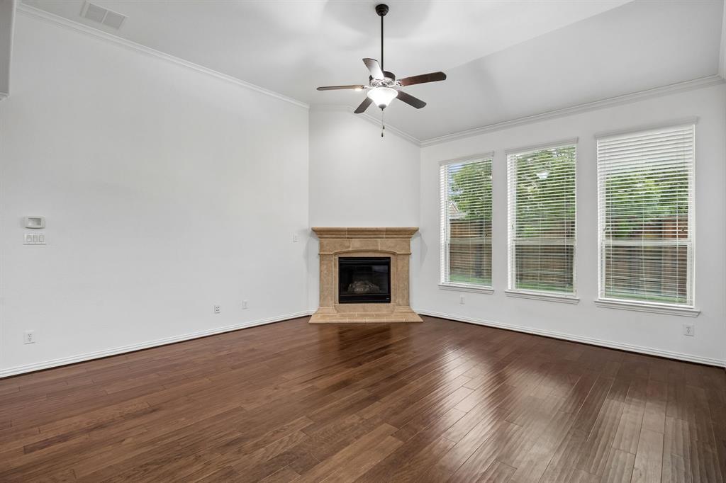9519 Amberwoods Lane Property Photo 11