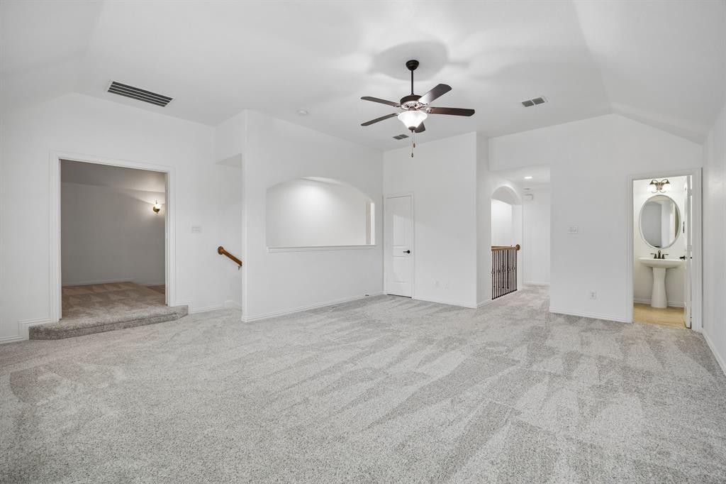 9519 Amberwoods Lane Property Photo 28
