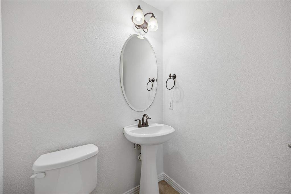 9519 Amberwoods Lane Property Photo 31