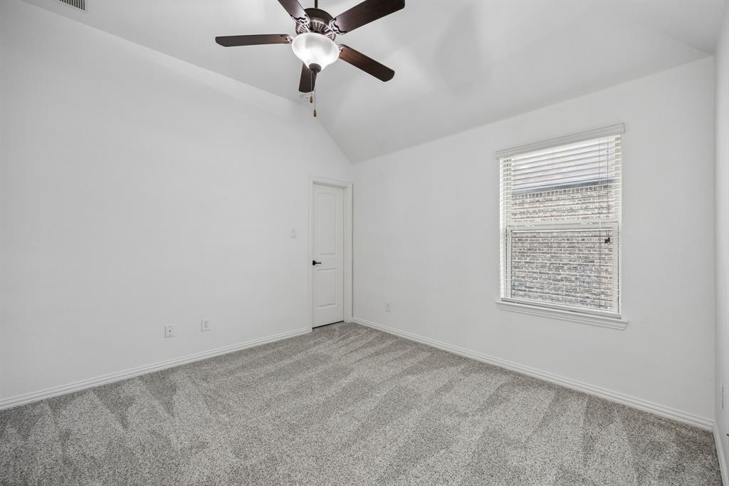 9519 Amberwoods Lane Property Photo 32