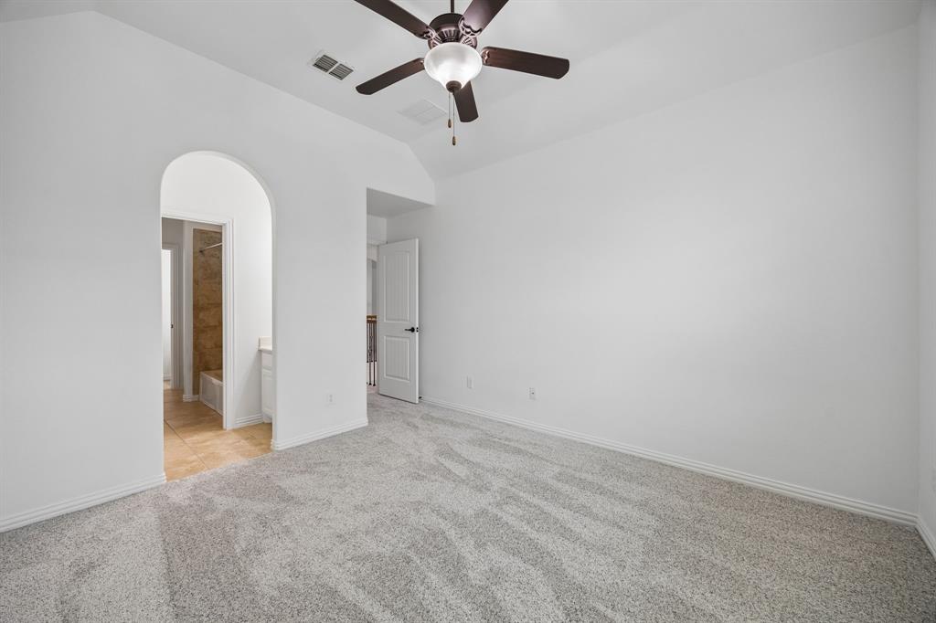 9519 Amberwoods Lane Property Photo 35