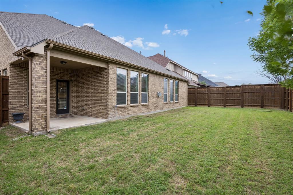 9519 Amberwoods Lane Property Photo 38