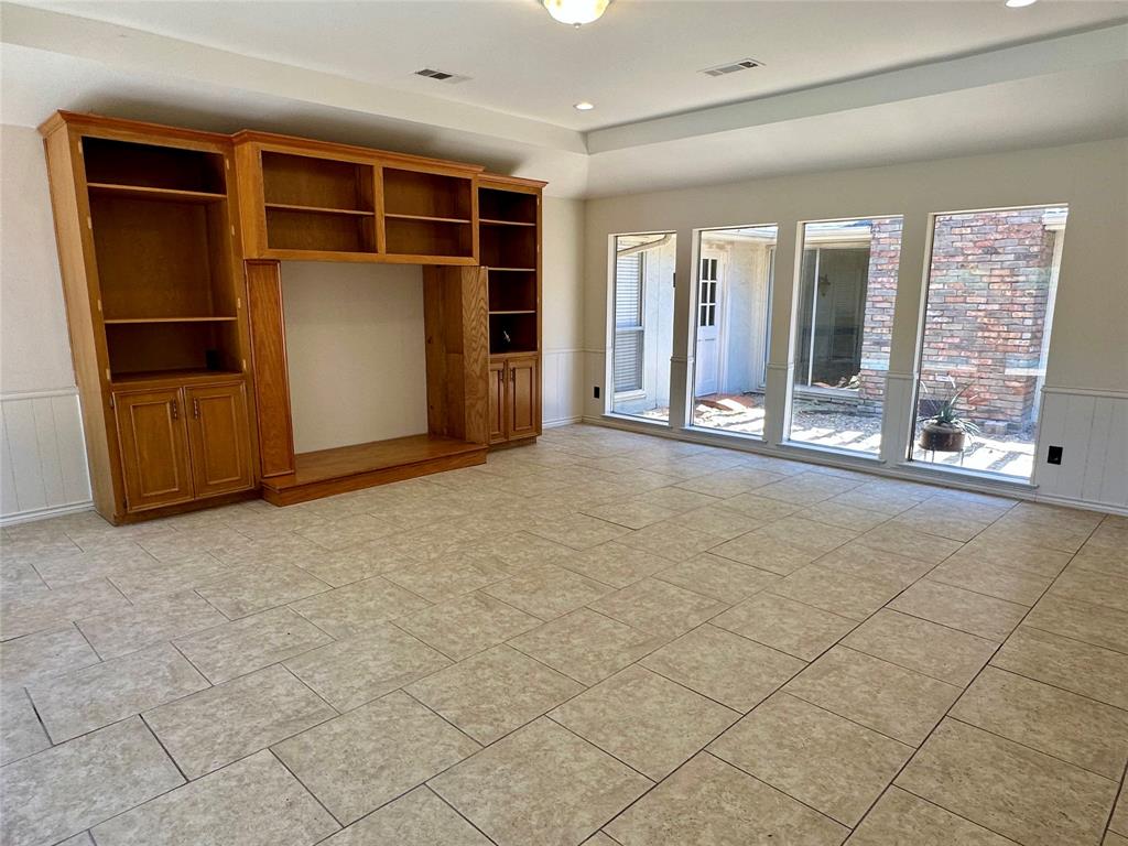 7145 Crooked Oak Drive Property Photo 13
