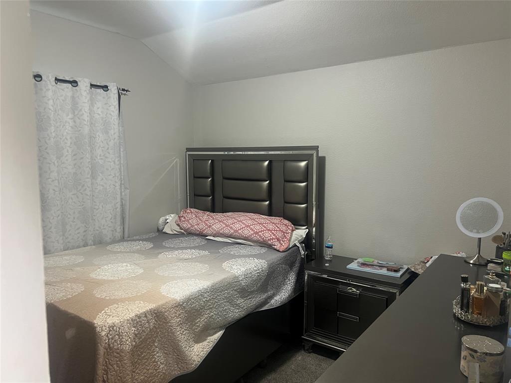 13507 Baldcypress Drive Property Photo 3