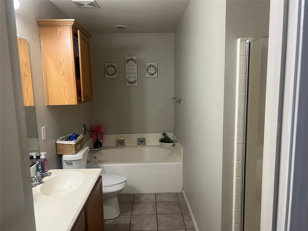 13507 Baldcypress Drive Property Photo 9