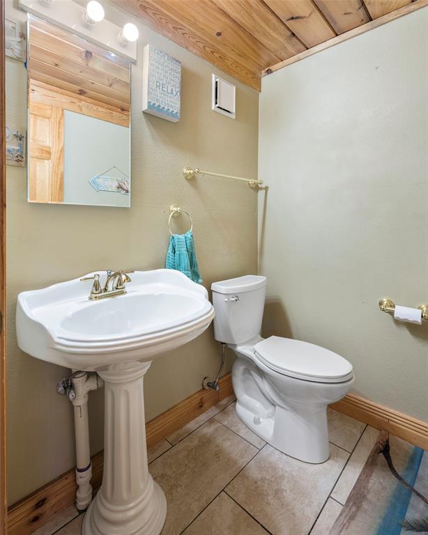 1003 Vz County Road 3211 Property Photo 17