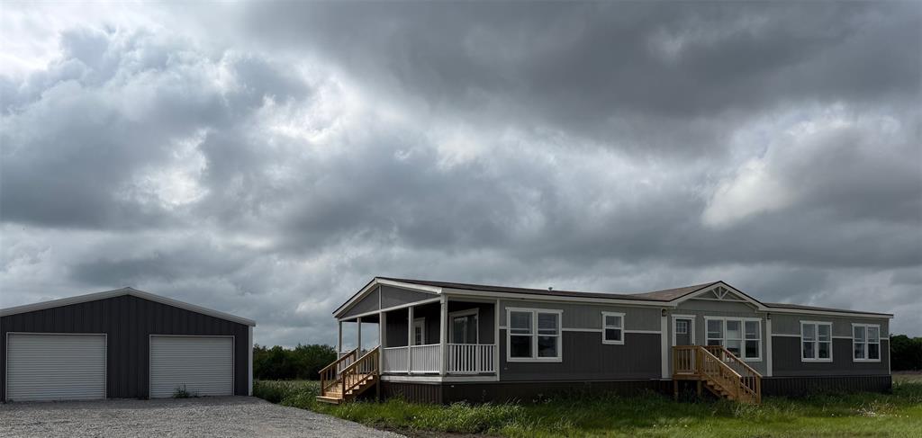 5937 County Road 1017 Property Photo 1